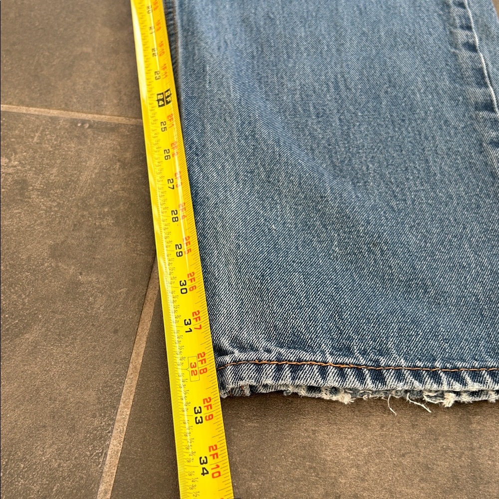 Levi's Men's 550 Blue Straight Jeans - Picture 7 of 10